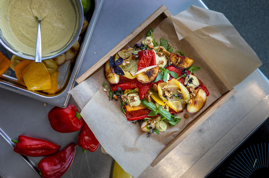 Grillgericht mit Gemüse