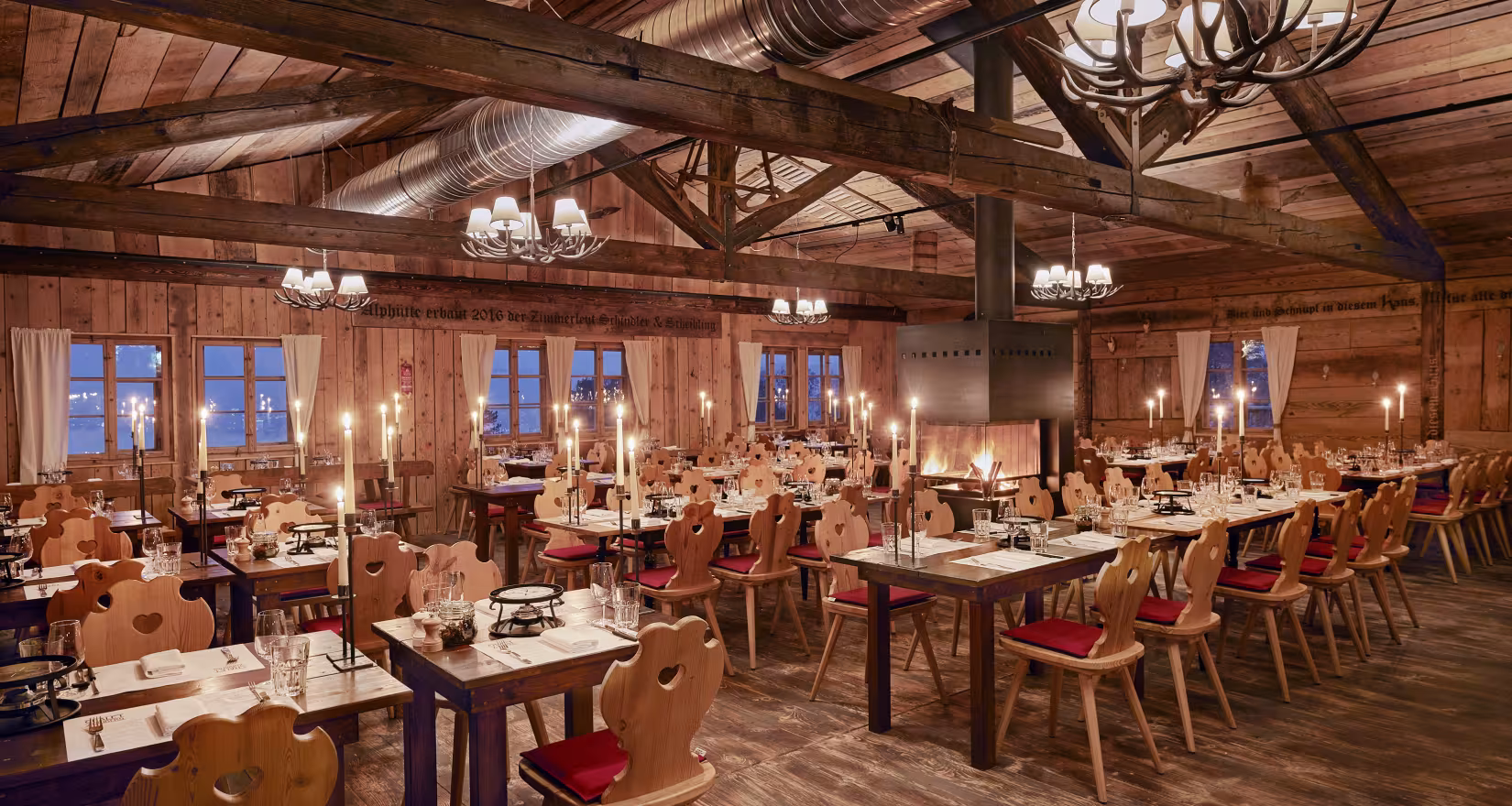Innenaufnahme des Chalets Züriberg