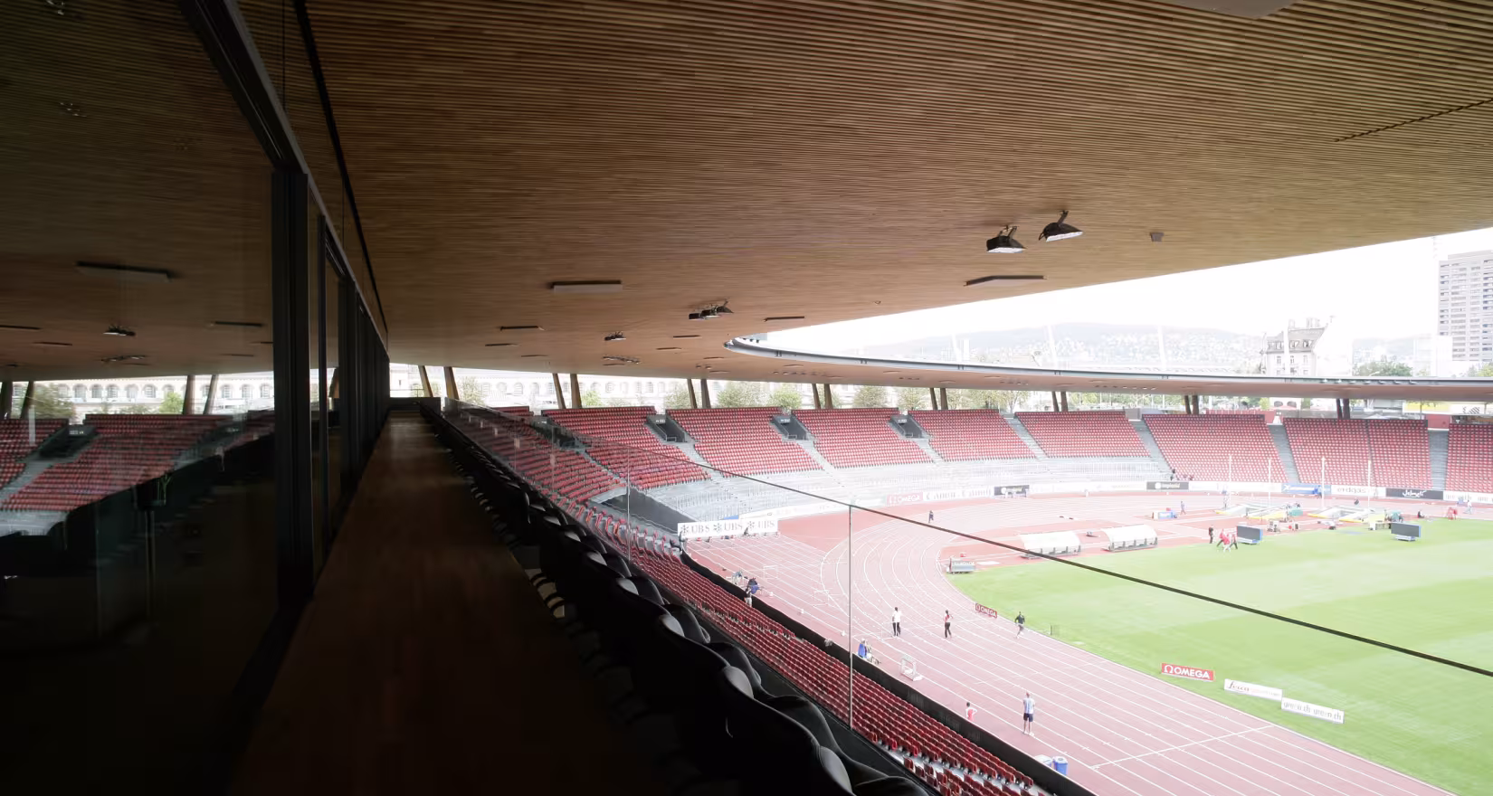 Aufnahme der leeren Tribünen im Stadium Letzigrund
