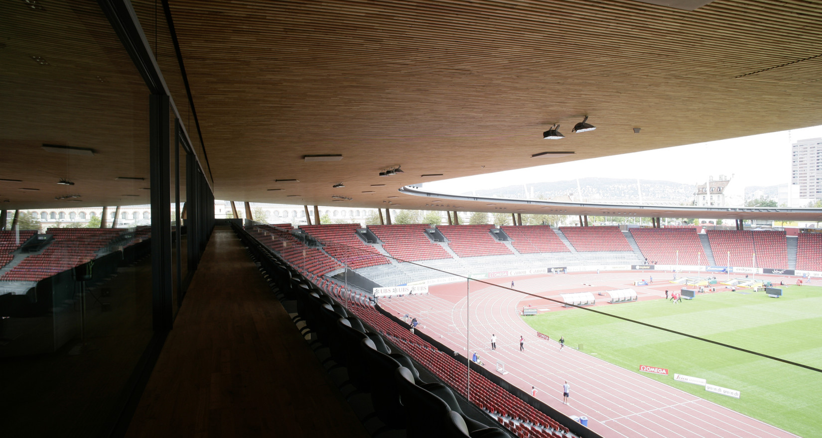 Aufnahme der leeren Tribünen im Stadium Letzigrund