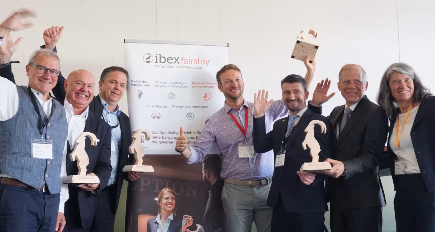Gruppe von Gewinnerinnen und Gewinnern ibex