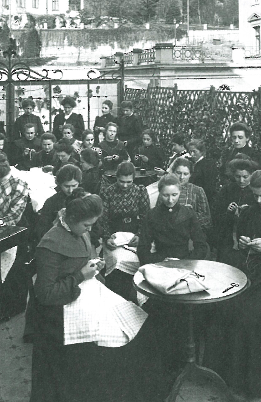 Vorsteherinnen Schule, Frauen in der Ausbildung der früheren ZFV