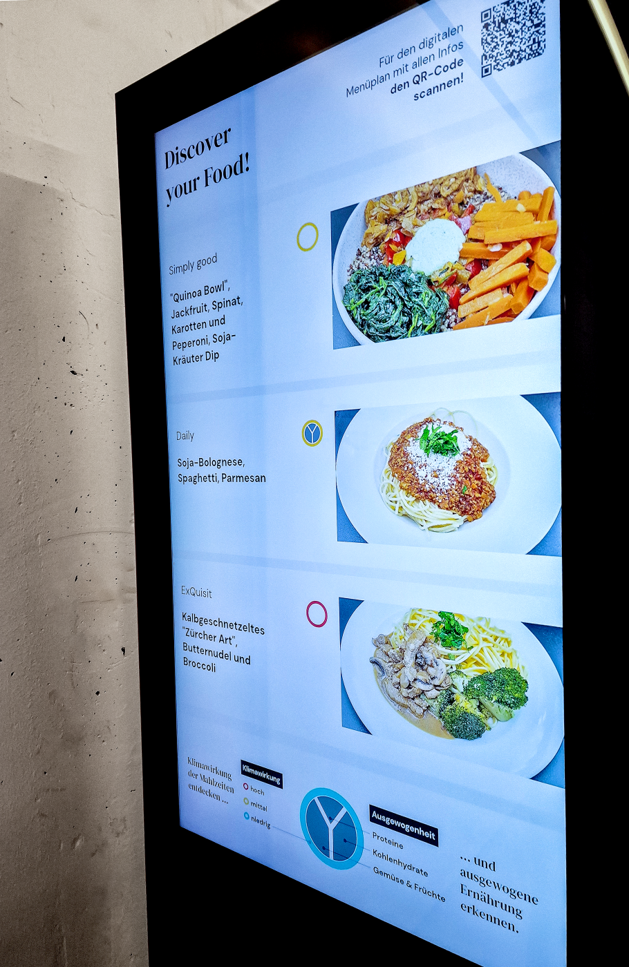 Digitale Speisekarte mit Menüauswahl sowie dem Erderwärmungspotenzial