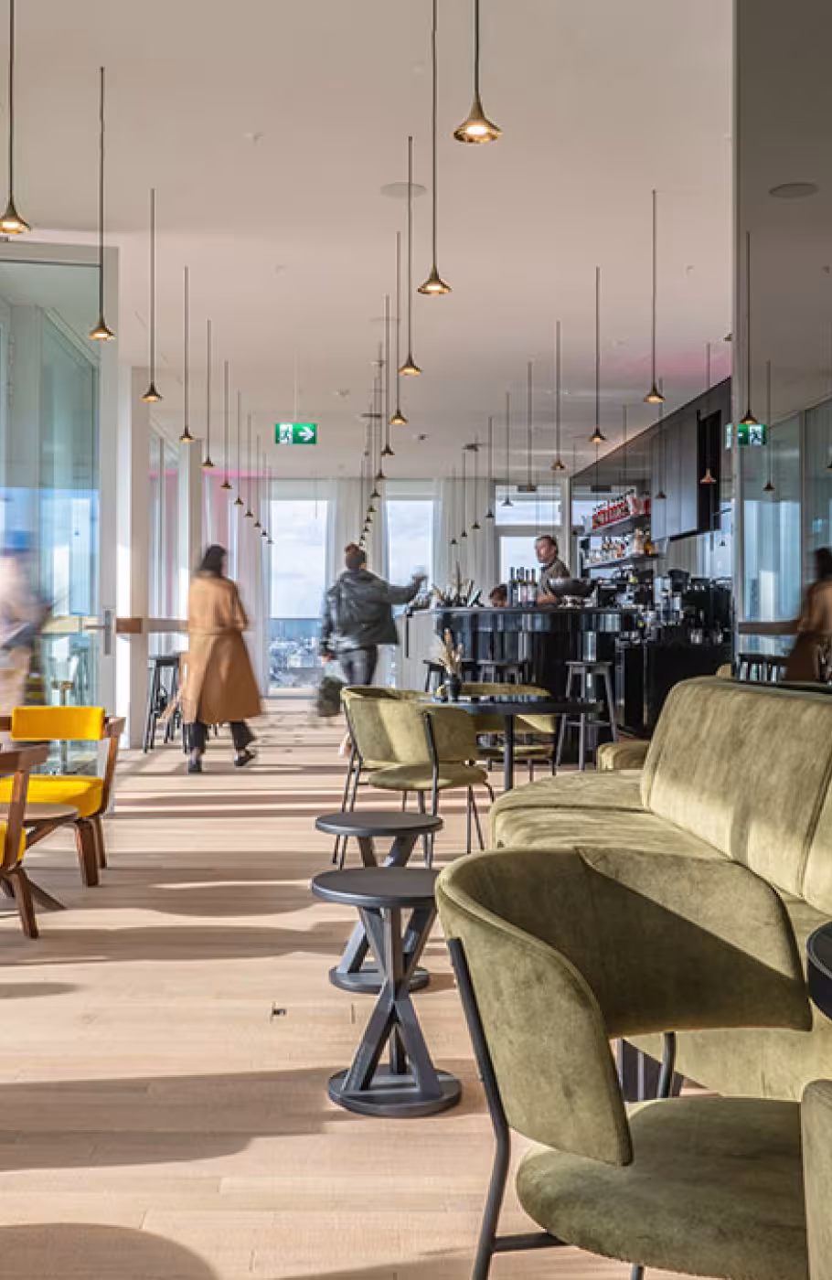 Interieur einer modernen Rooftop bar