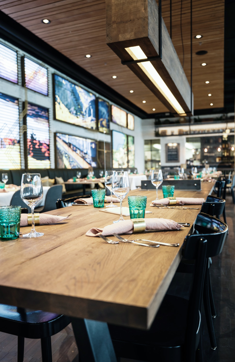Aufnahme eines Tisches in der Brasserie