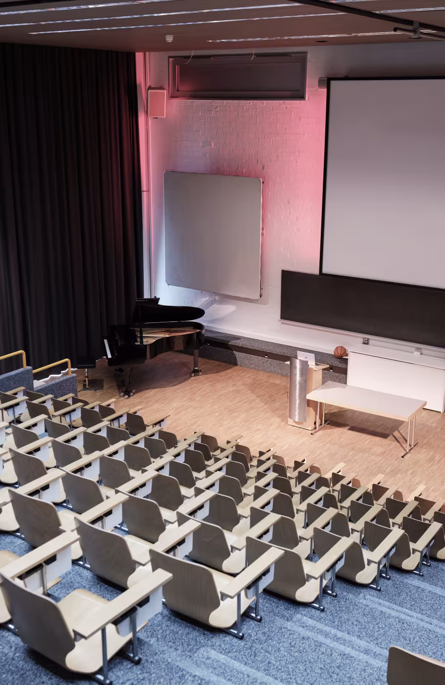 Innenansicht des Auditoriums im Technorama Winterthur