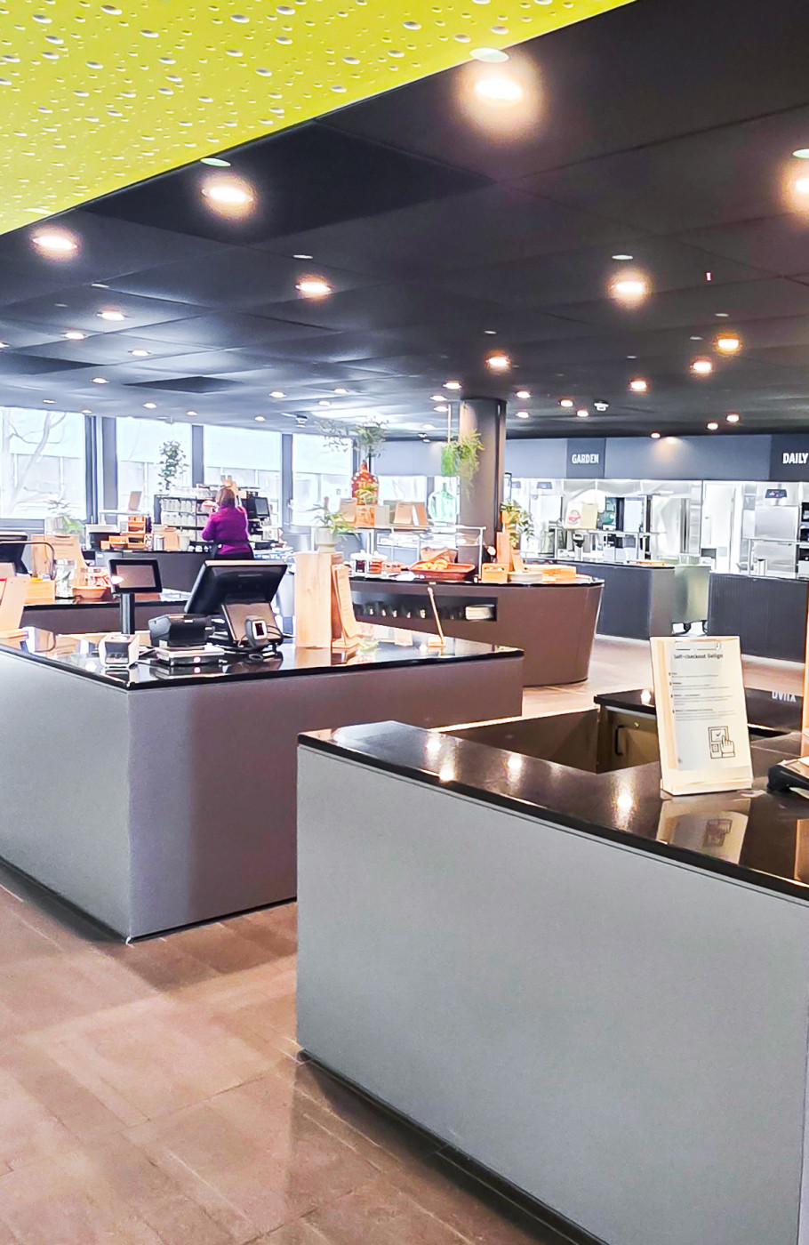 Ansicht des Gastronomiebereichs im Restaurant Parkside in Liebefeld