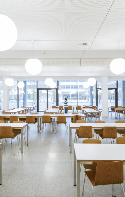 Inneneinrichtung des Restaurants Pionier