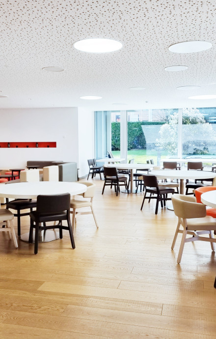 Innenansicht der Eventlocation iSensi im Nations Business Center