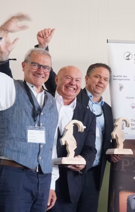 Gruppe von Gewinnerinnen und Gewinnern ibex