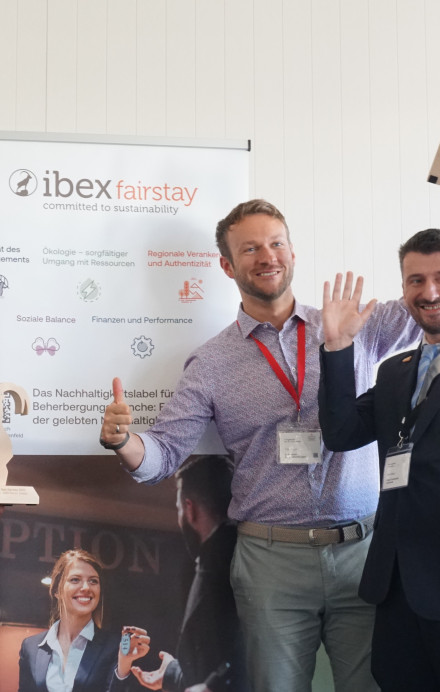 Gruppe von Gewinnerinnen und Gewinnern ibex